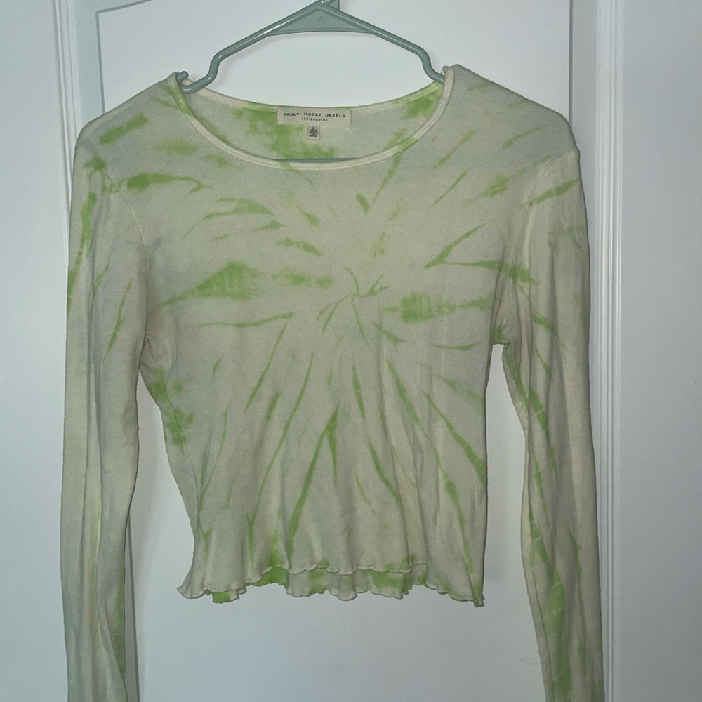 Long sleeve cropped tie-dye tee